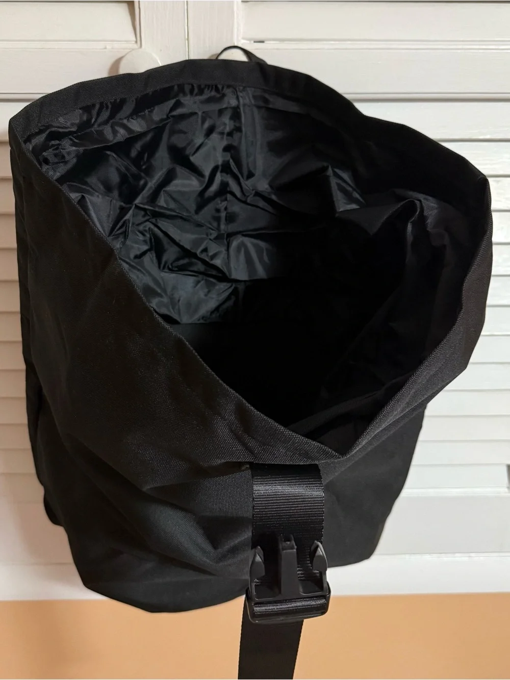 Heavy Duty Laundry Bag Expandable Up To 32 Inches